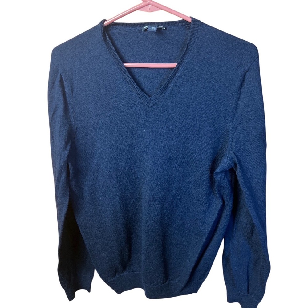 Gap Mens V-Neck Sweater Navy Blue 100% Extra Fine Merino Wool M 848945-05
